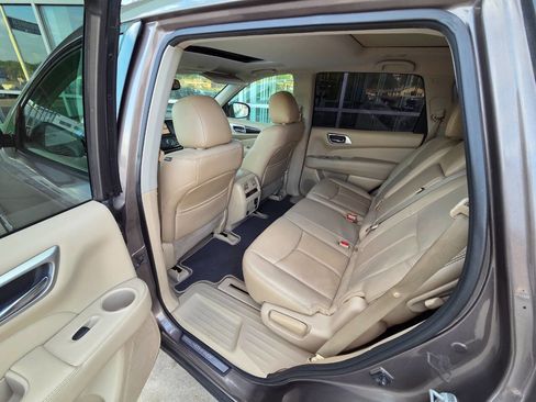 Used 2014 Nissan Pathfinder SL w/ SL Premium Package image 15