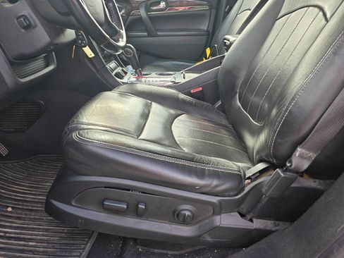 Used 2016 Buick Enclave Premium w/ Experience Buick Package FWD image 10