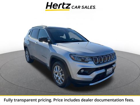 Used 2025 Jeep Compass Limited AWD/4WD image 1