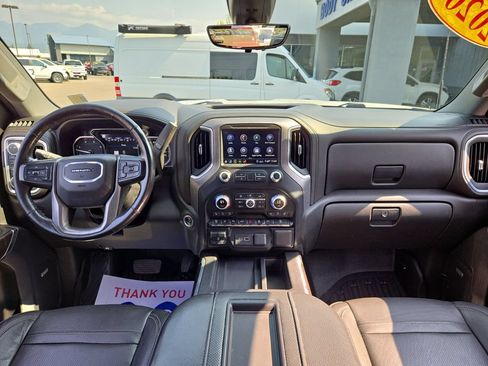 Used 2020 GMC Sierra 3500 Denali w/ Denali Ultimate Package AWD/4WD image 18