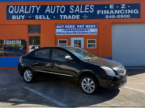 Used 2010 Nissan Sentra 2.0 SL w/ Premium Plus Pkg FWD image 1