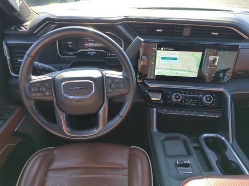 Used 2024 GMC Sierra 2500 Denali Ultimate AWD/4WD image 31