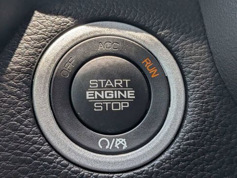 Used 2024 RAM 1500 Big Horn AWD/4WD image 29