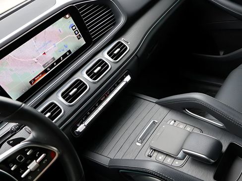 Used 2023 Mercedes-Benz GLE 350 4MATIC image 21