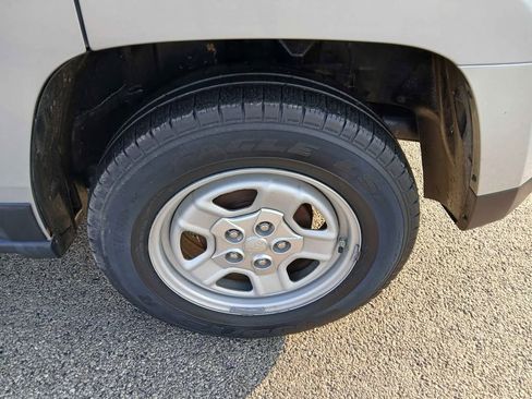 Used 2011 Jeep Patriot Sport w/ PWR Value Group image 11