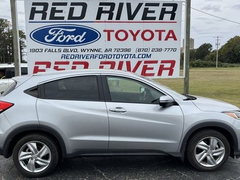 Used 2019 Honda HR-V EX image 1