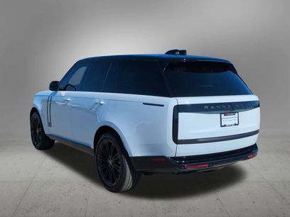 Used 2025 Land Rover Range Rover SE