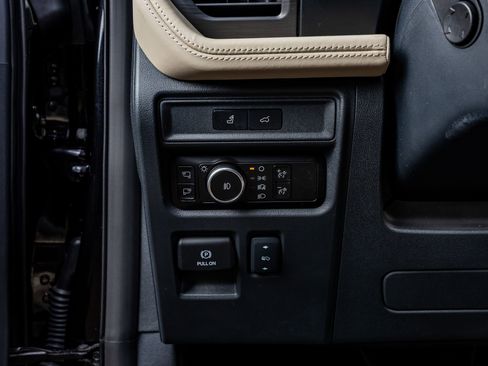 Used 2024 Ford Expedition Max Platinum image 22