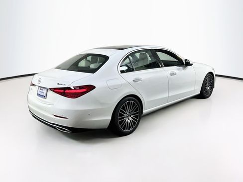 Used 2022 Mercedes-Benz C 300 4MATIC Sedan image 5