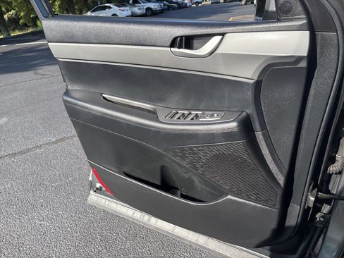 Used 2025 Hyundai Palisade SEL FWD image 14