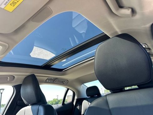Certified 2023 Volvo S60 B5 Plus w/ Climate Package FWD image 18