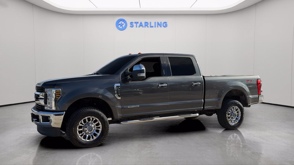Used 2018 Ford F250 XLT w/ XLT Premium Package AWD/4WD image 2