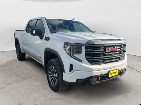 Used 2023 GMC Sierra 1500 AT4 w/ Technology Package image 2