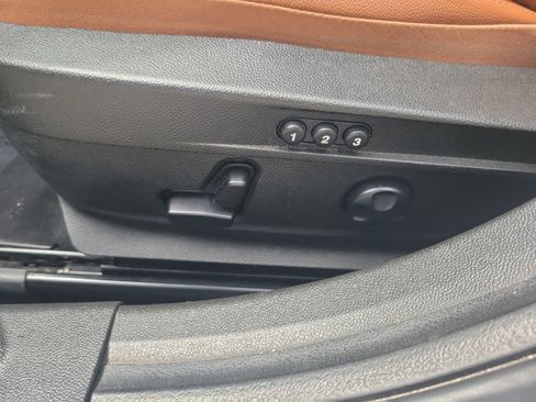 Used 2017 Alfa Romeo Giulia RWD image 18