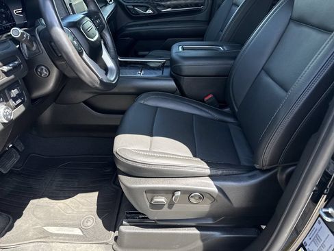 Used 2023 GMC Yukon Denali w/ Denali Reserve Package AWD/4WD image 12
