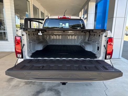 Used 2026 Chevrolet Colorado Trail Boss AWD/4WD image 22