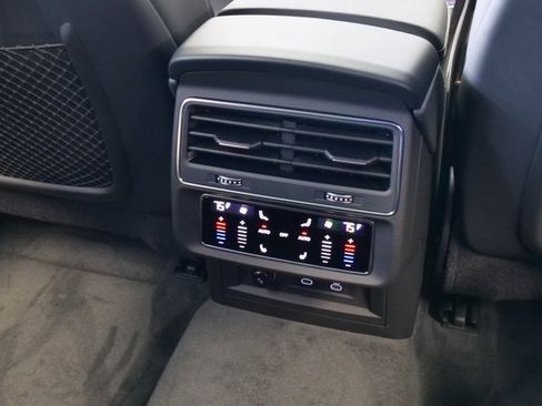 New 2026 Audi Q8 Premium Plus image 19