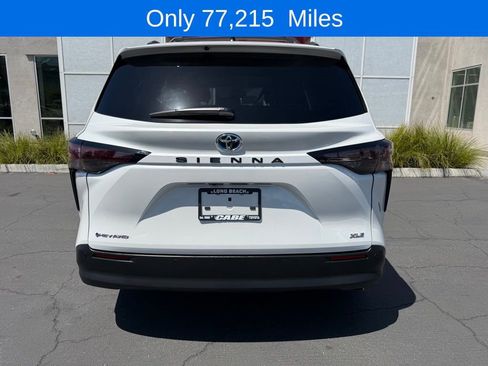 Used 2025 Toyota Sienna XLE w/ XLE Plus Package AWD/4WD image 8