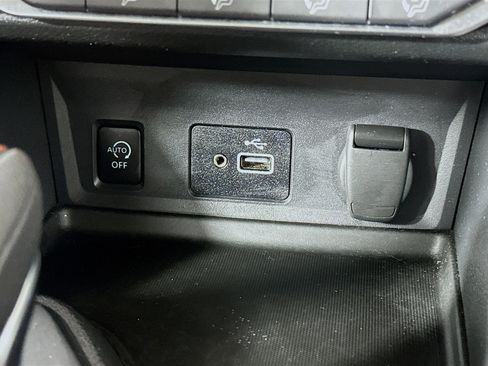 Used 2024 Nissan Sentra S FWD image 25