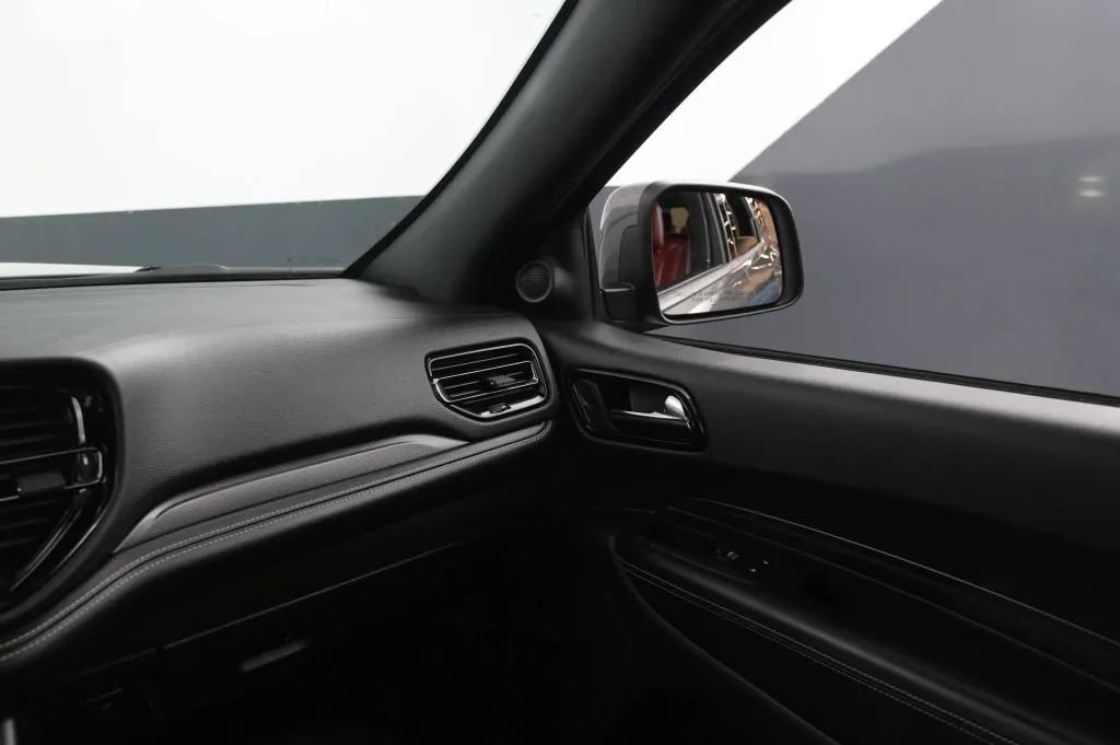 Used 2022 Dodge Durango SRT AWD/4WD image 32