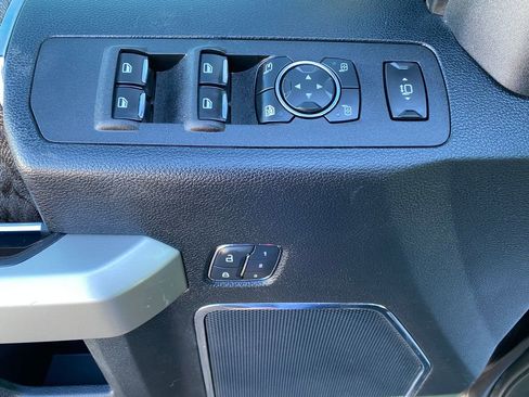 Used 2017 Ford F250 Lariat w/ Lariat Ultimate Package image 15