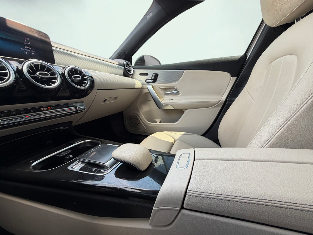 Used 2019 Mercedes-Benz A 220 image 15