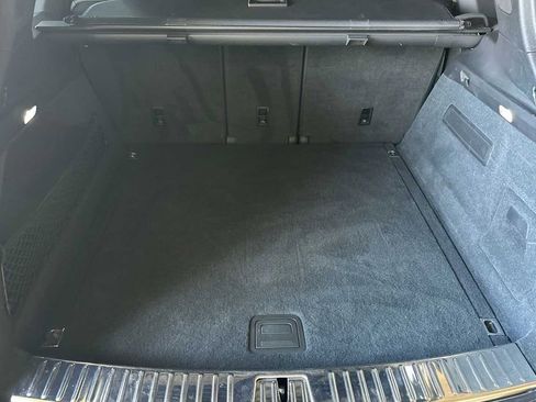 Used 2023 Porsche Cayenne image 18