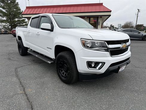Used 2016 Chevrolet Colorado LT w/ LT Convenience Package AWD/4WD image 3