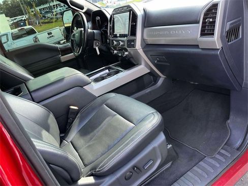 Used 2022 Ford F250 Lariat w/ Lariat Value Package image 22