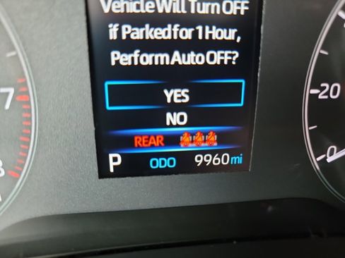 Used 2025 Toyota Corolla SE image 18