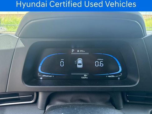 Certified 2025 Hyundai Elantra Sport FWD image 19