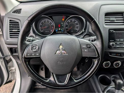 Used 2017 Mitsubishi Outlander Sport ES FWD image 18