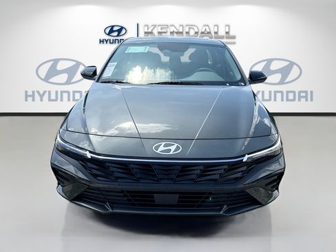 New 2026 Hyundai Elantra SEL Sport Premium FWD image 2