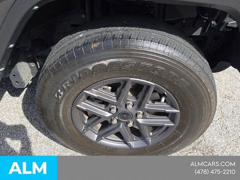 Used 2024 Jeep Gladiator Sport AWD/4WD image 20