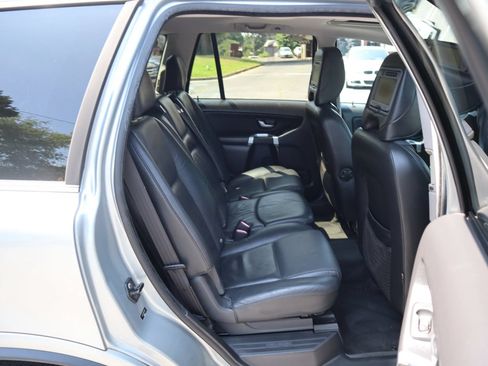 Used 2011 Volvo XC90 3.2 FWD image 21