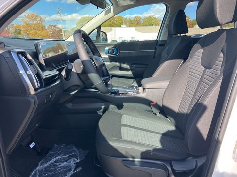 New 2026 Kia Sorento LX image 8