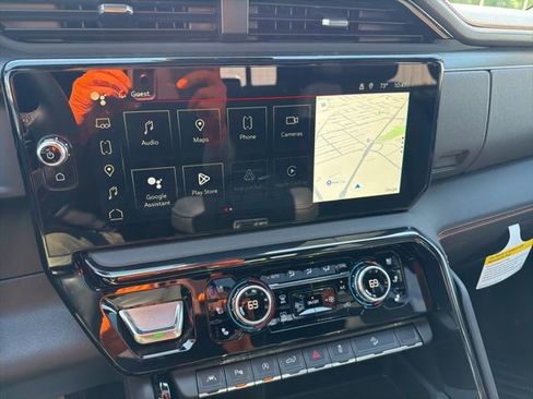 New 2026 GMC Sierra 1500 AT4 w/ AT4 Premium Package AWD/4WD image 17