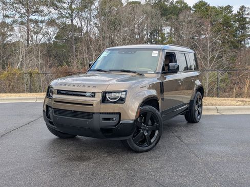 New 2026 Land Rover Defender 110 X-Dynamic SE image 1