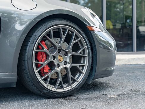 Used 2021 Porsche 911 Carrera S RWD image 9