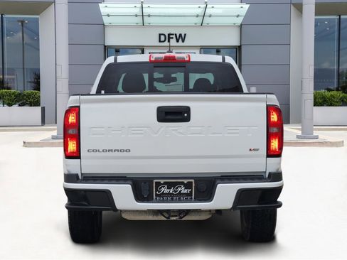 Used 2021 Chevrolet Colorado LT w/ LT Convenience Package image 6