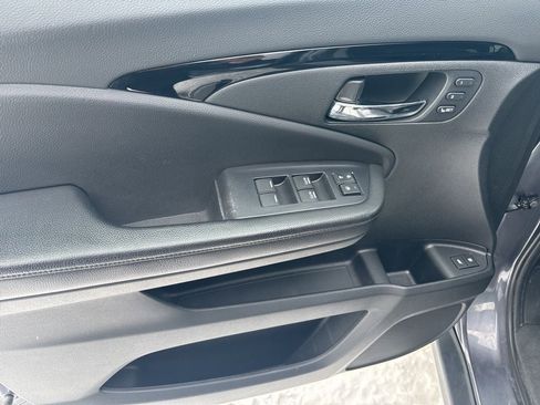 Used 2019 Honda Pilot Elite image 12