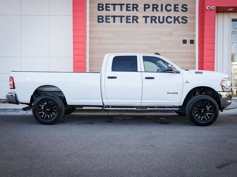 Used 2022 RAM 2500 Tradesman w/ Chrome Appearance Group image 2