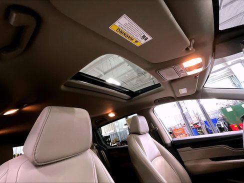 Used 2024 Honda Odyssey EX-L image 14