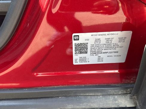 Used 2023 Chevrolet Traverse LT FWD image 44