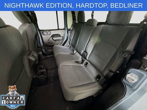 Used 2025 Jeep Gladiator Sport AWD/4WD image 22