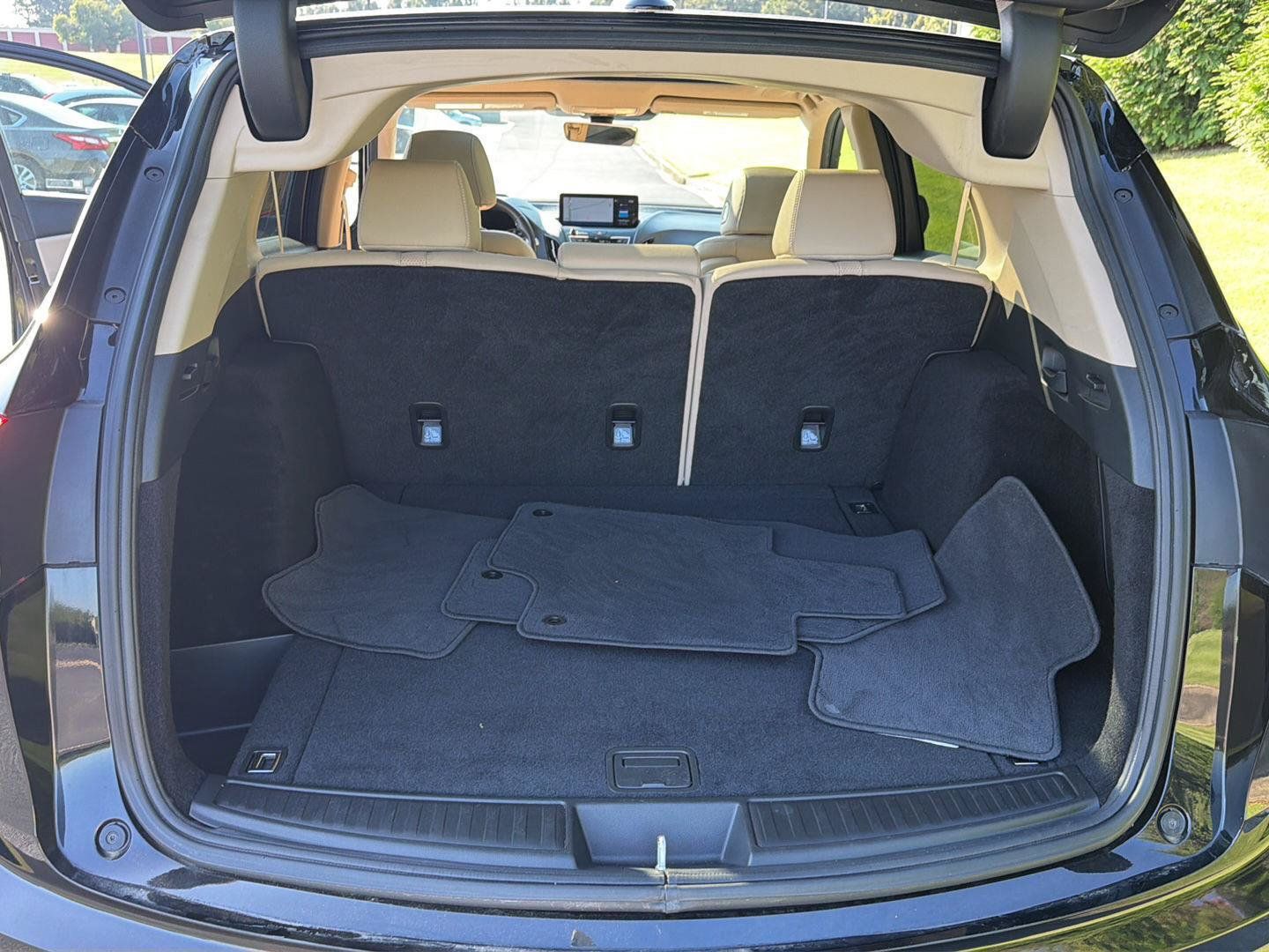 Used 2023 Acura RDX w/ Technology Package FWD image 34