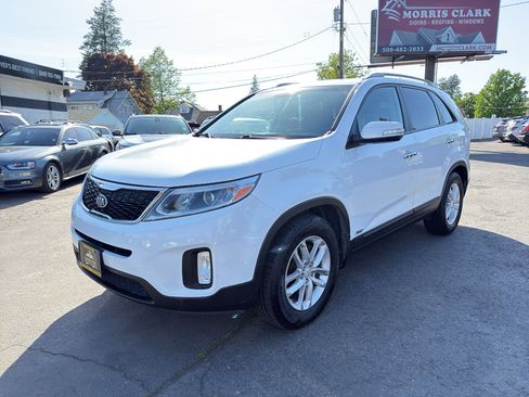 Used 2014 Kia Sorento LX AWD/4WD image 2