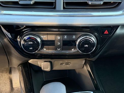 New 2026 Chevrolet Trax LT w/ Driver Confidence Package image 11