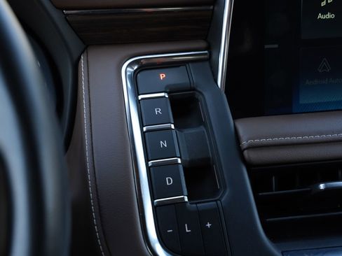 Used 2023 Chevrolet Suburban High Country w/ Max Trailering Package image 14