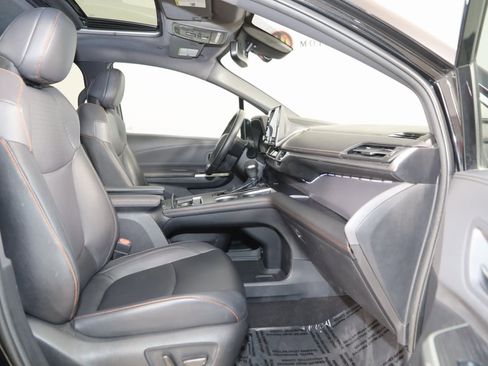 Used 2021 Toyota Sienna XSE image 13